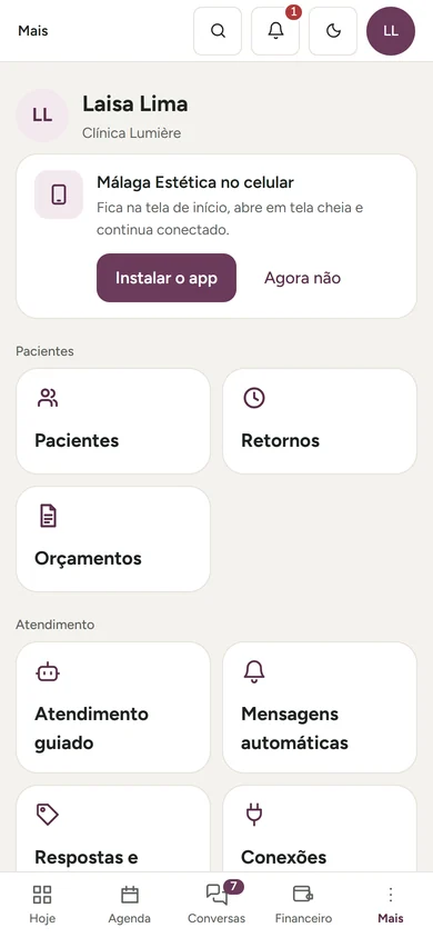 Tela Mais do app no celular: o cartão de instalar, os atalhos de Pacientes, Retornos e Orçamentos e a barra de baixo com Hoje, Agenda, Conversas, Financeiro e Mais